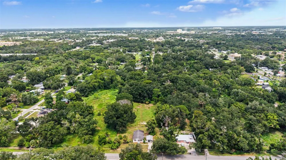 7208 E 21ST AVENUE Tampa, FL 33619