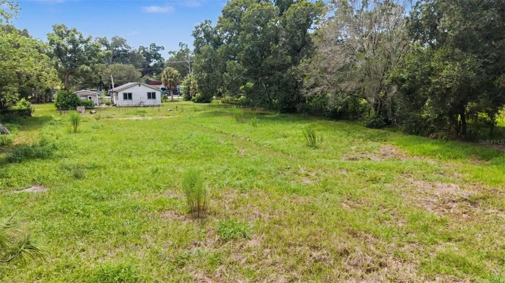7208 E 21ST AVENUE Tampa, FL 33619