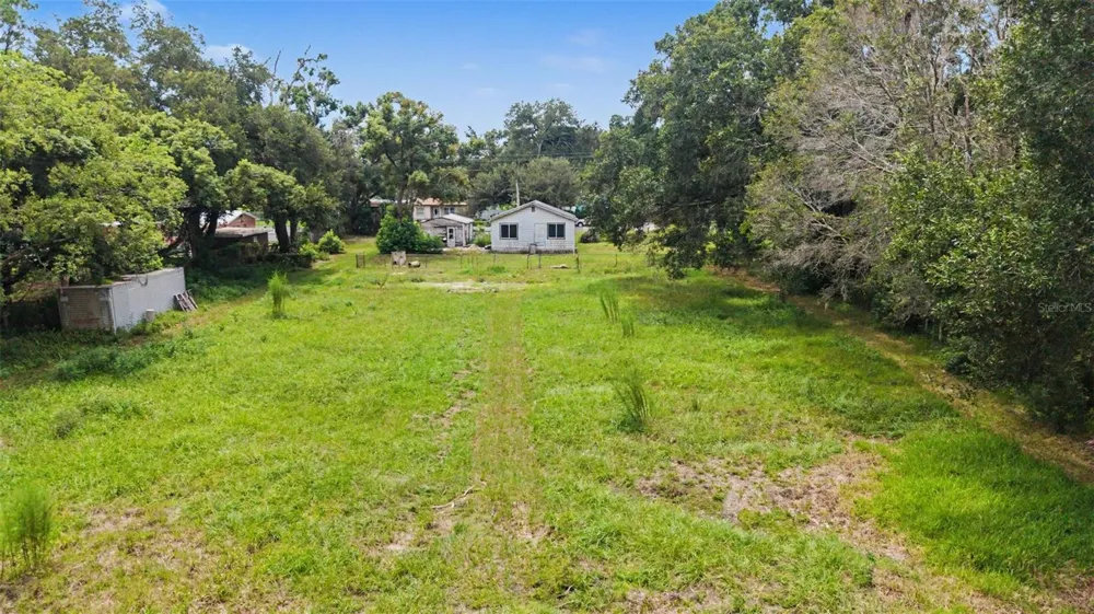 7208 E 21ST AVENUE Tampa, FL 33619