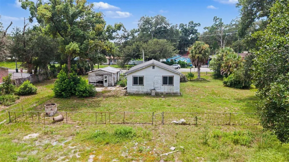 7208 E 21ST AVENUE Tampa, FL 33619