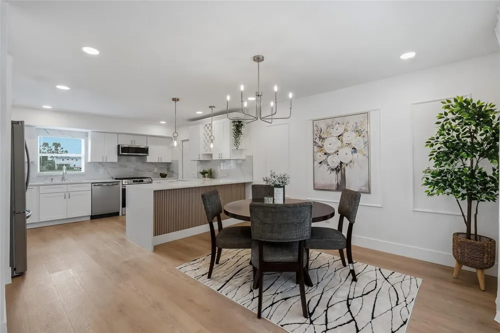1494 85TH AVENUE St Petersburg, FL 33702