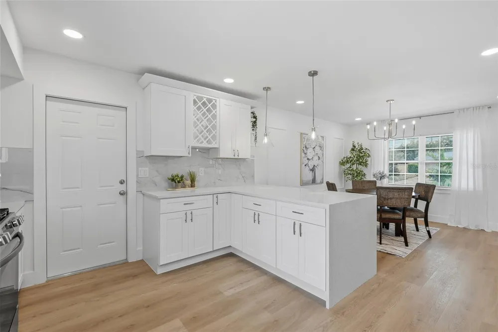 1494 85TH AVENUE St Petersburg, FL 33702