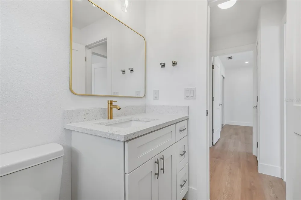 1494 85TH AVENUE St Petersburg, FL 33702
