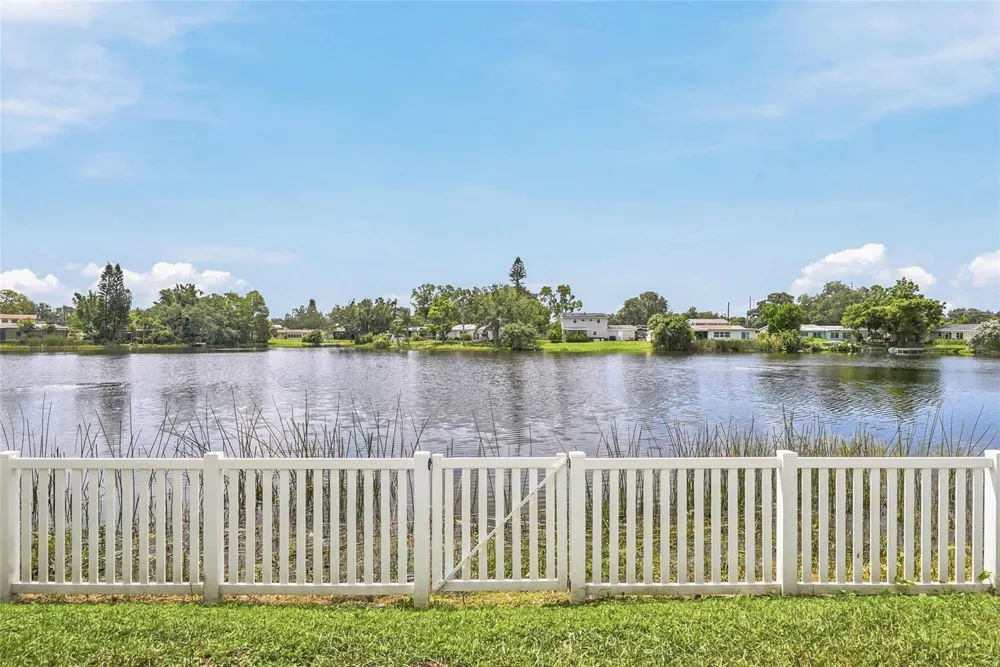 1494 85TH AVENUE St Petersburg, FL 33702