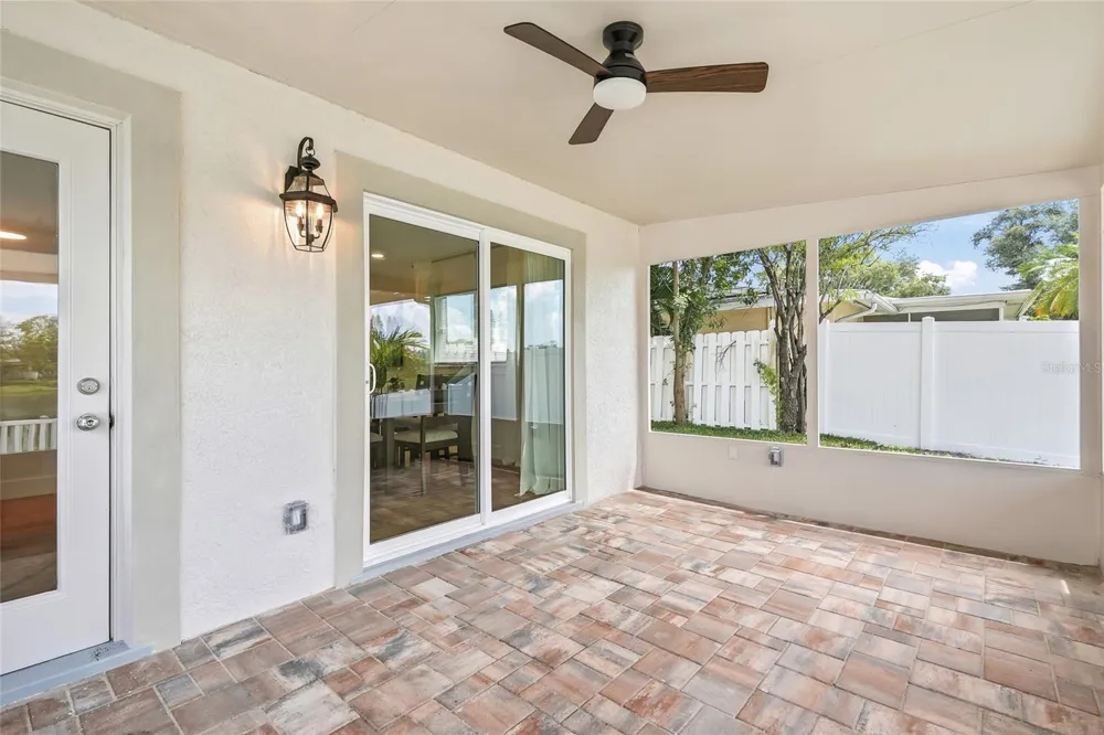 1494 85TH AVENUE St Petersburg, FL 33702