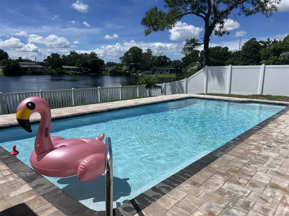 1494 85TH AVENUE St Petersburg, FL 33702