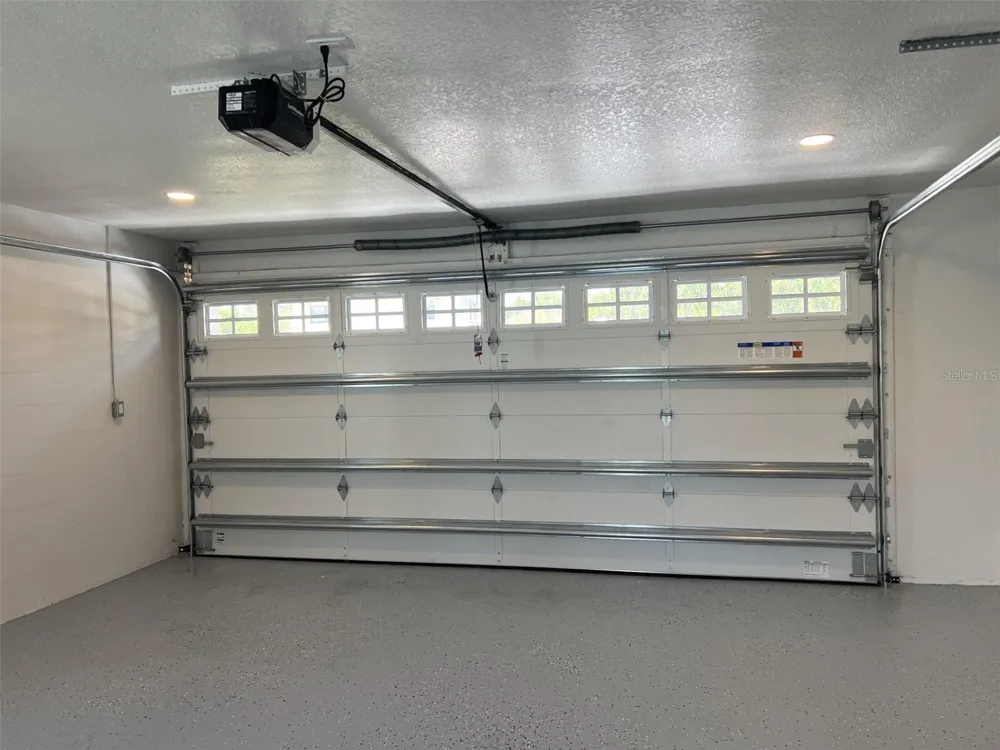 1494 85TH AVENUE St Petersburg, FL 33702