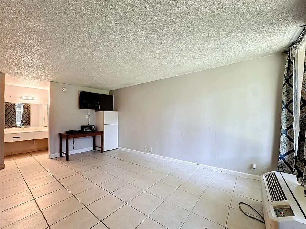 7900 S ORANGE BLOSSOM TRAIL #1108 Orlando, FL 32809