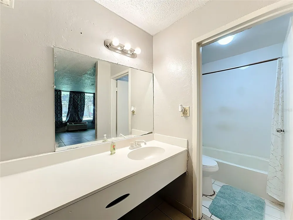 7900 S ORANGE BLOSSOM TRAIL #1108 Orlando, FL 32809