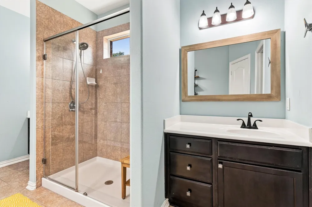 706 Irvin Drive San Marcos, TX 78666