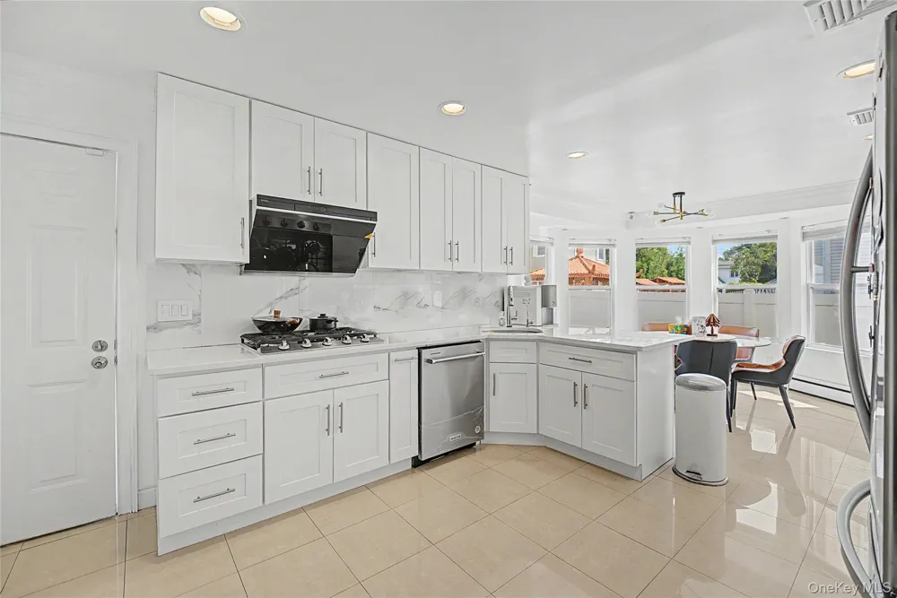 2455 7th Avenue East Meadow, NY 11554