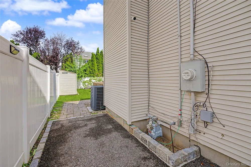 2455 7th Avenue East Meadow, NY 11554