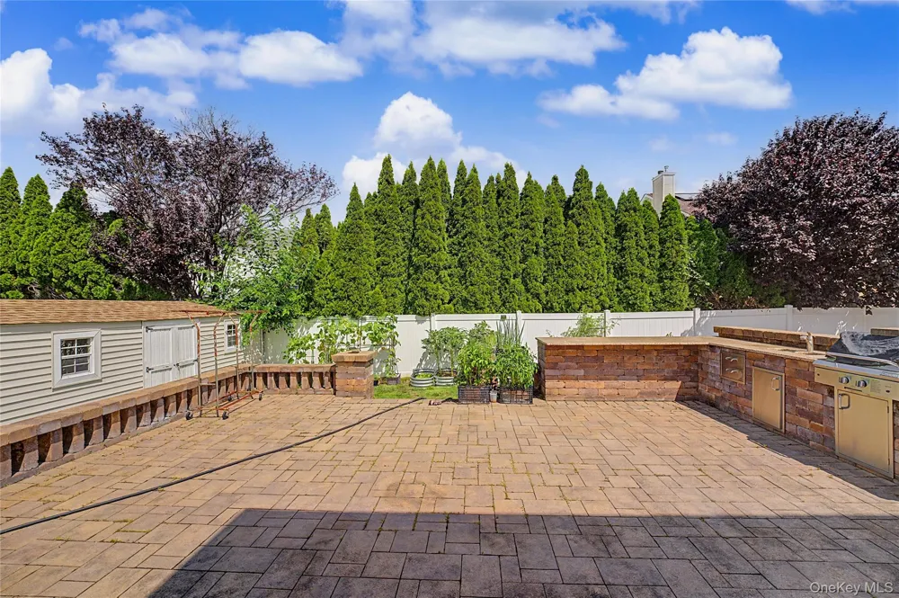 2455 7th Avenue East Meadow, NY 11554