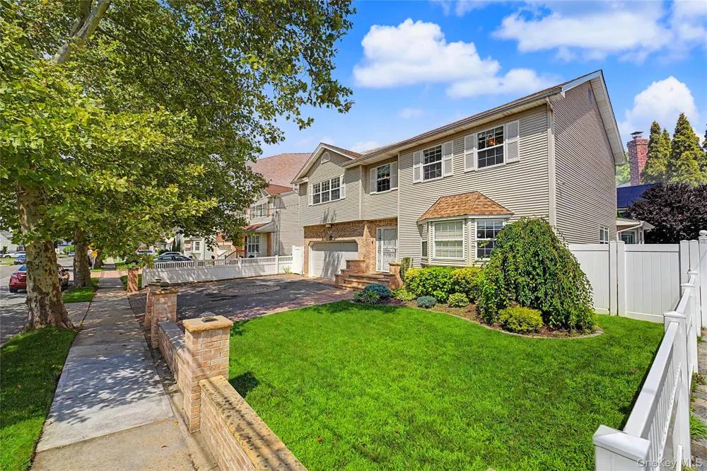 2455 7th Avenue East Meadow, NY 11554