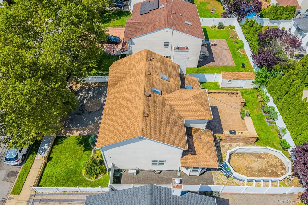 2455 7th Avenue East Meadow, NY 11554