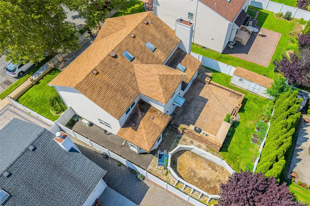 2455 7th Avenue East Meadow, NY 11554