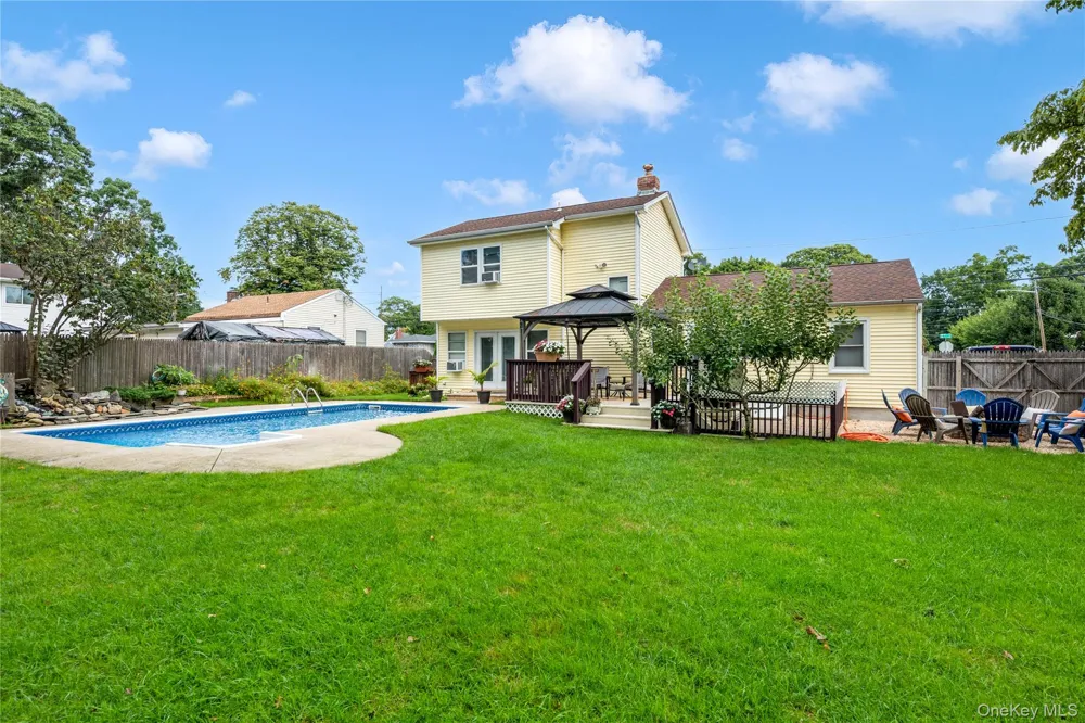 16 12th Street Ronkonkoma, NY 11779