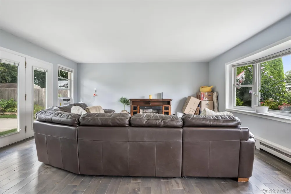 16 12th Street Ronkonkoma, NY 11779