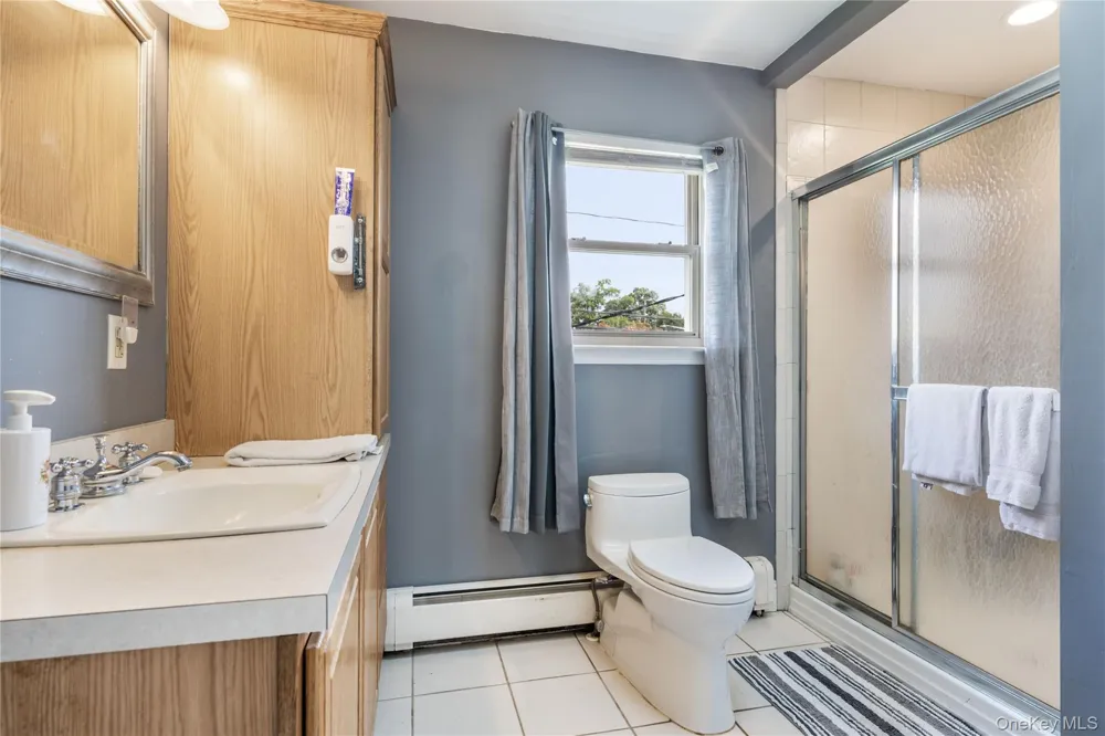 16 12th Street Ronkonkoma, NY 11779