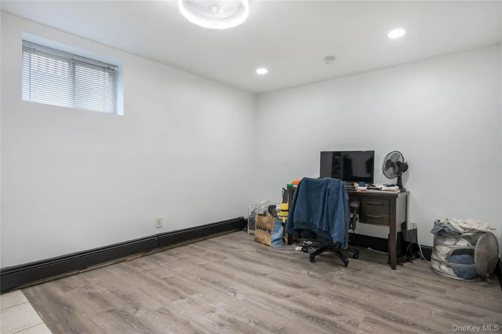 16 12th Street Ronkonkoma, NY 11779