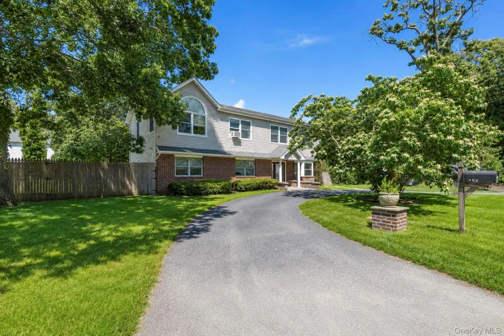 43 harrison drive Shirley, NY 11967