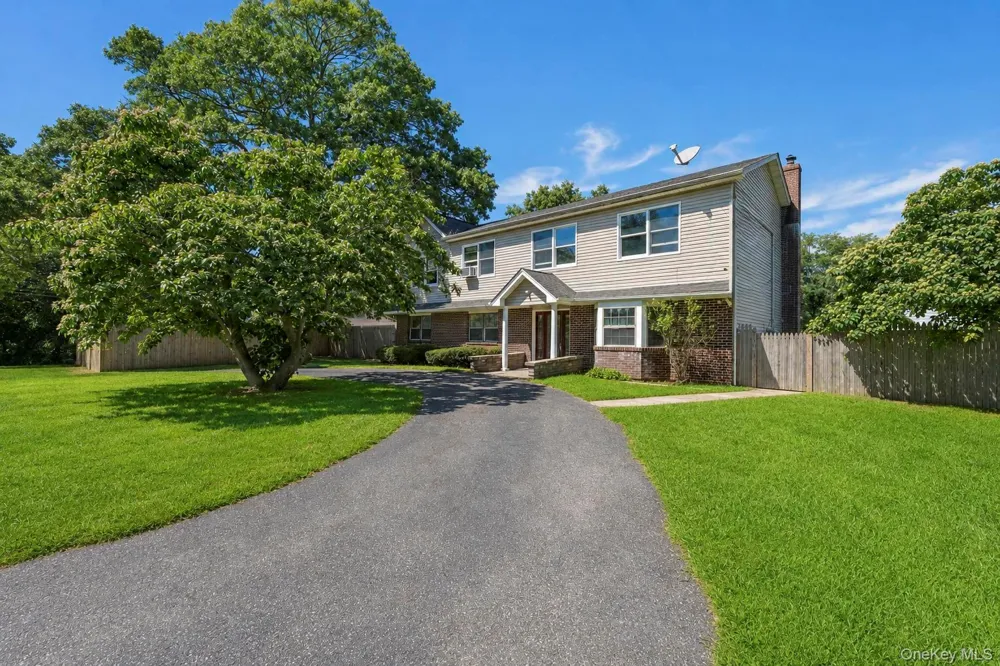 43 harrison drive Shirley, NY 11967