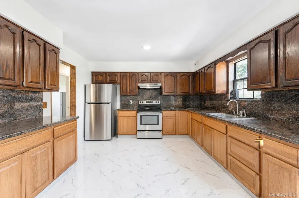 43 harrison drive Shirley, NY 11967
