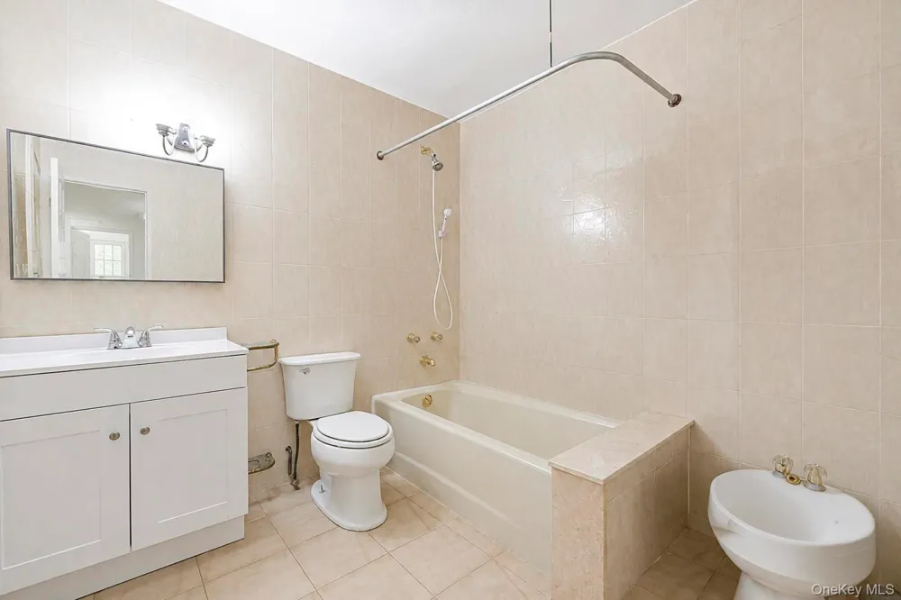 43 harrison drive Shirley, NY 11967
