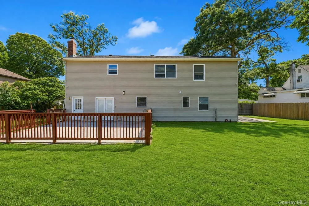 43 harrison drive Shirley, NY 11967