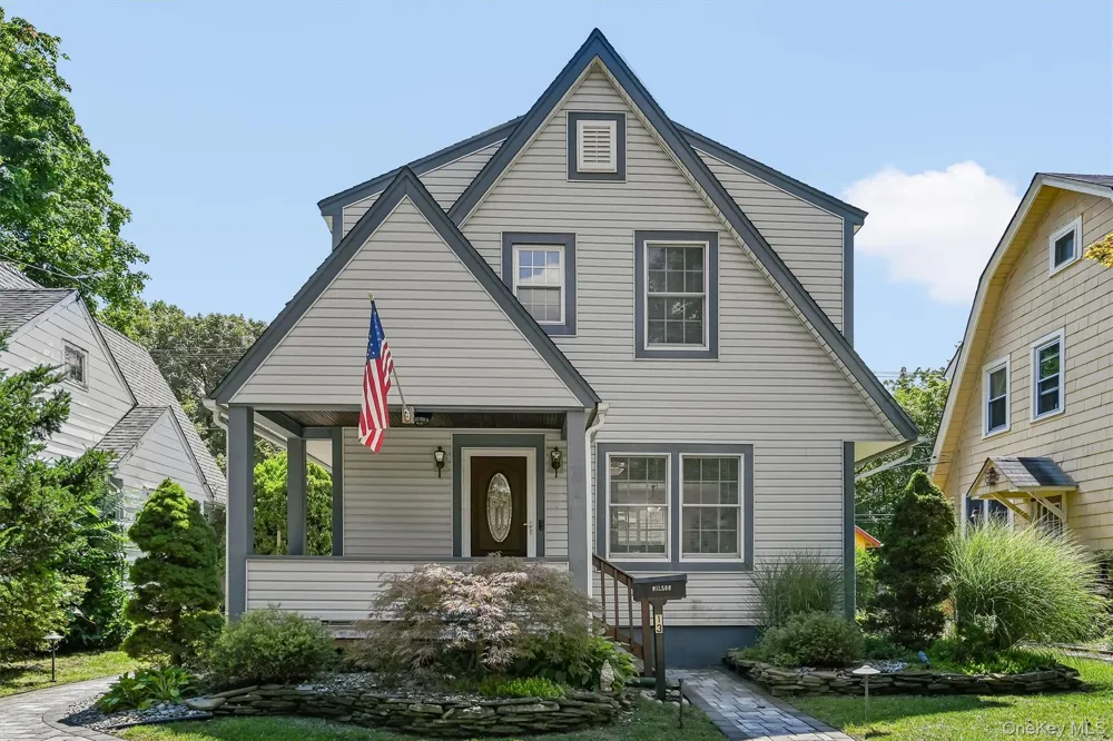 13 Washington Circle Suffern, NY 10901