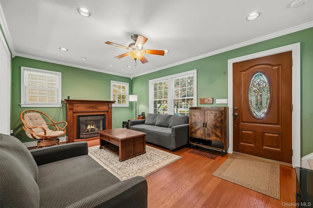 13 Washington Circle Suffern, NY 10901