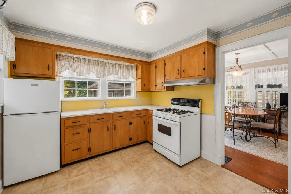 13 Washington Circle Suffern, NY 10901