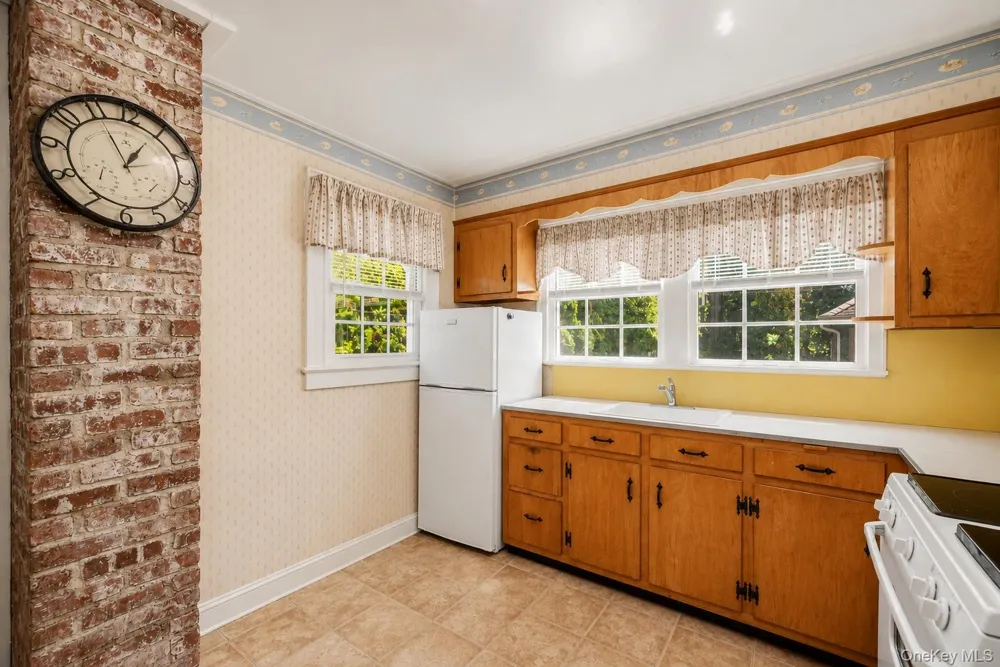 13 Washington Circle Suffern, NY 10901
