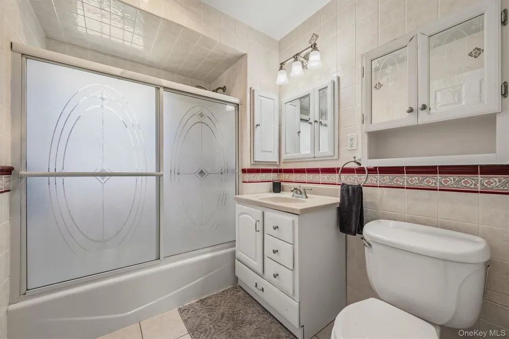 13 Washington Circle Suffern, NY 10901