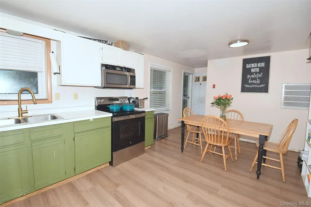 35 S 20th Street Wyandanch, NY 11798