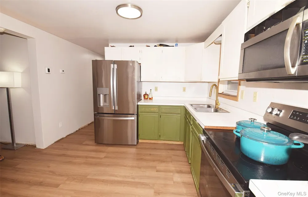 35 S 20th Street Wyandanch, NY 11798
