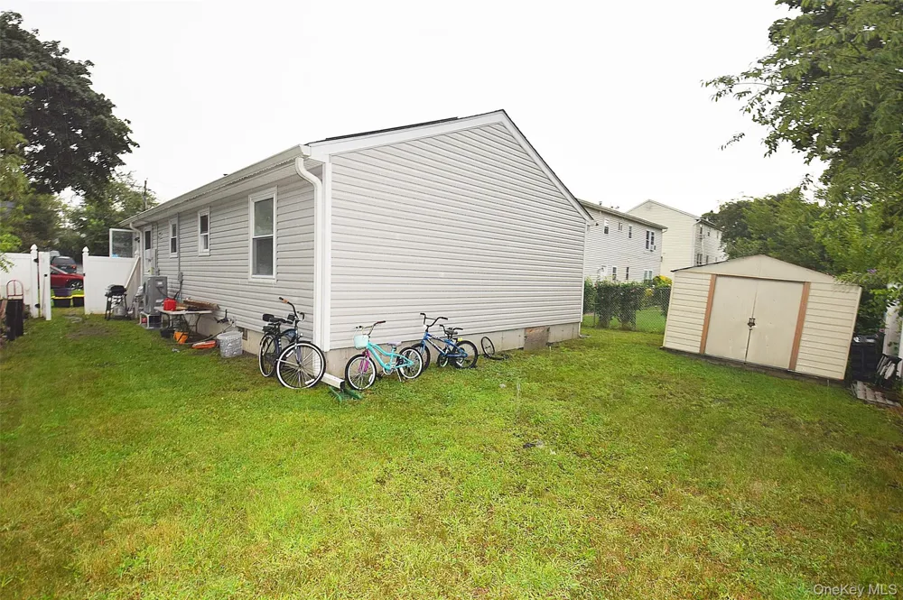 35 S 20th Street Wyandanch, NY 11798