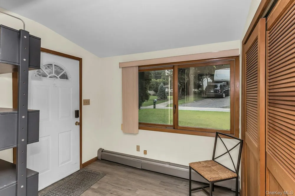 176 Side Road Wading River, NY 11792