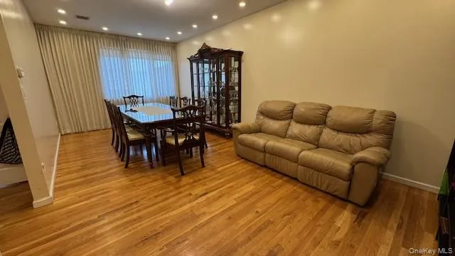 5 Toltchav Way #202 Monroe, NY 10950