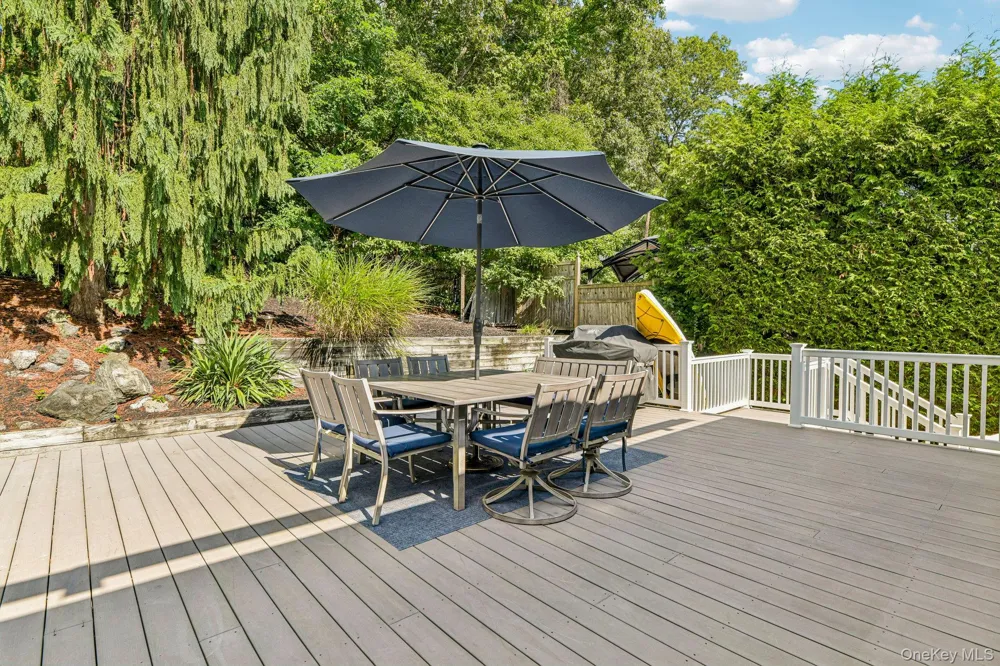 59 Derby Place Smithtown, NY 11787