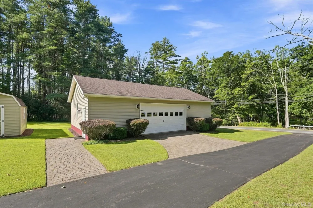 242 High Road Glen Spey, NY 12737