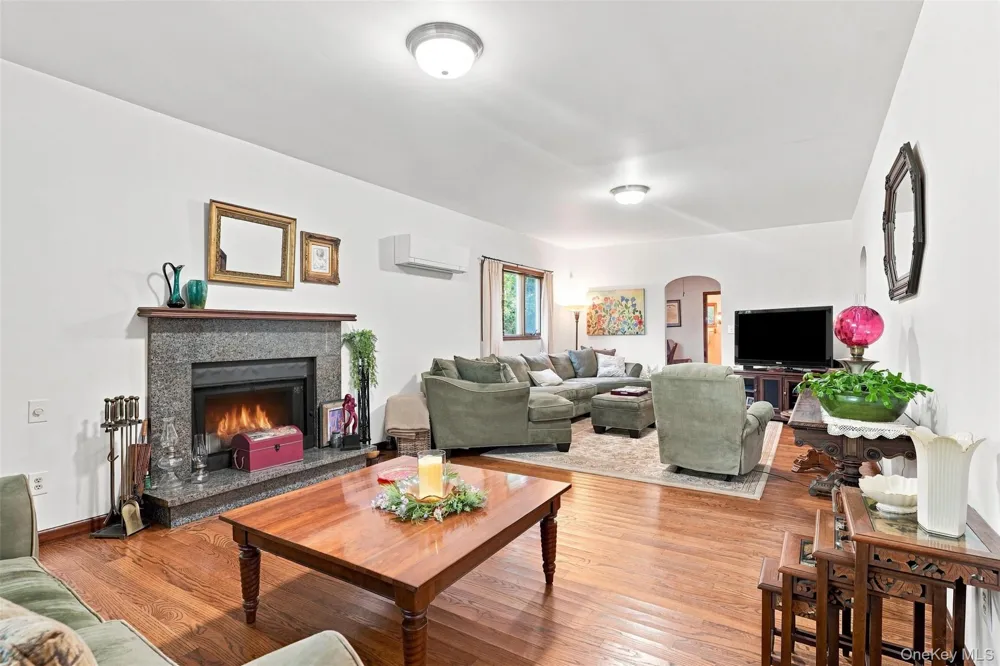 242 High Road Glen Spey, NY 12737