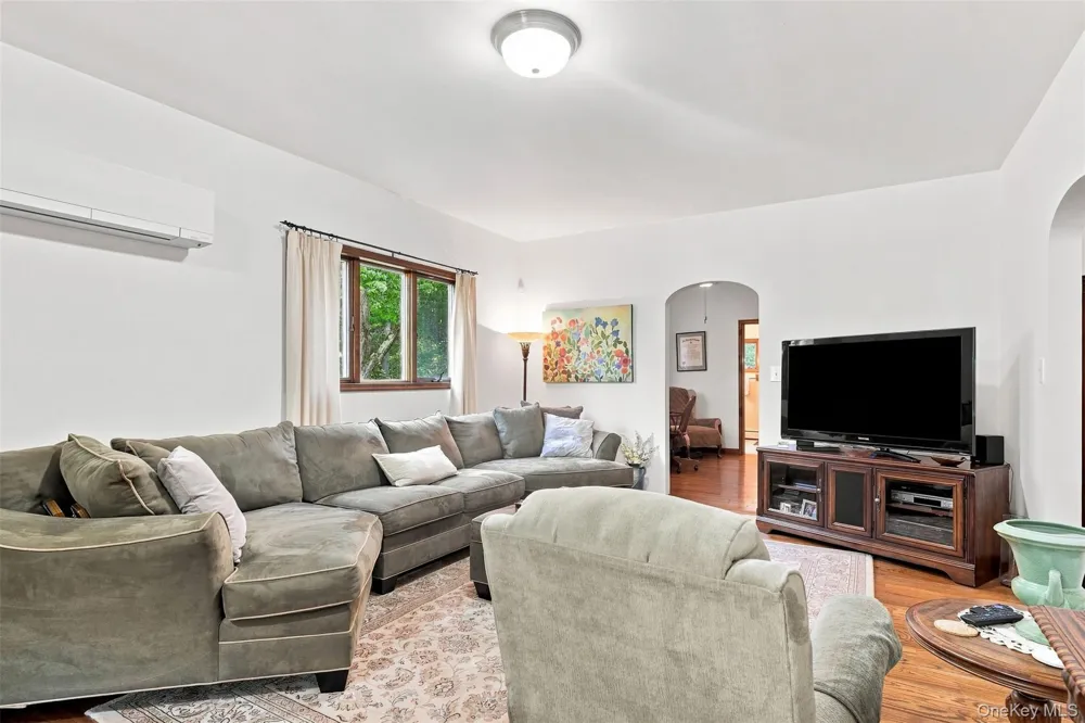 242 High Road Glen Spey, NY 12737