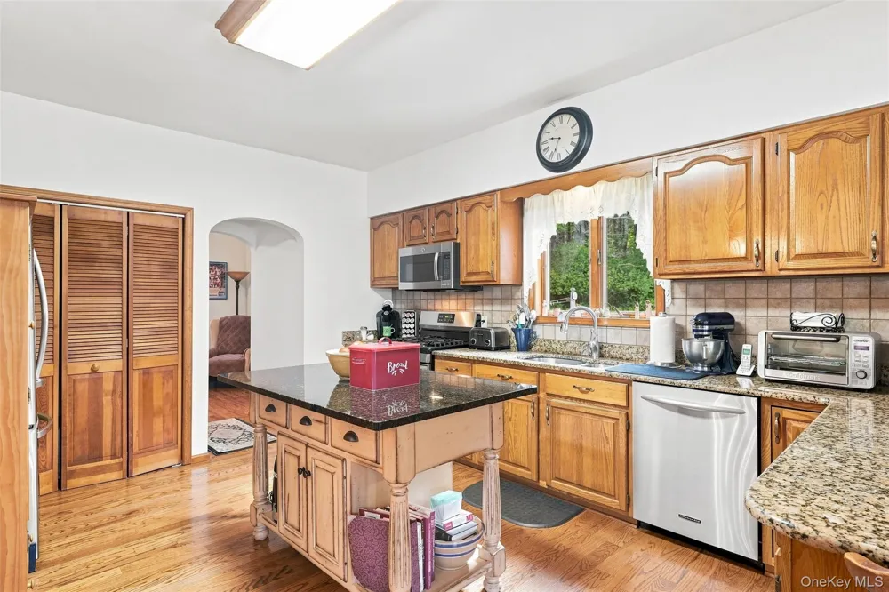 242 High Road Glen Spey, NY 12737