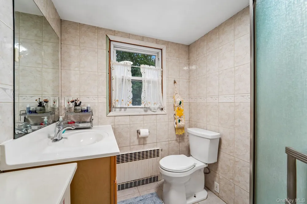 11 Fairview Place Suffern, NY 10901