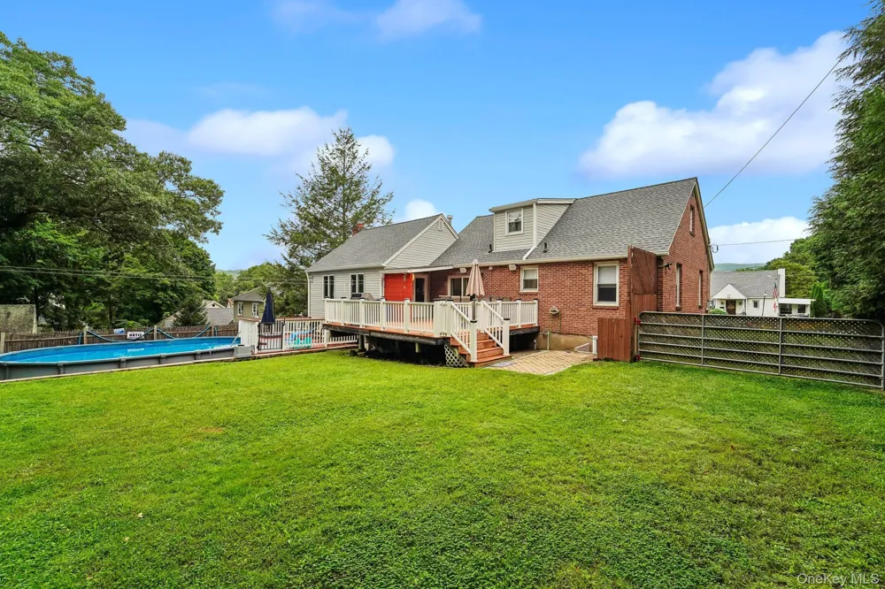 11 Fairview Place Suffern, NY 10901