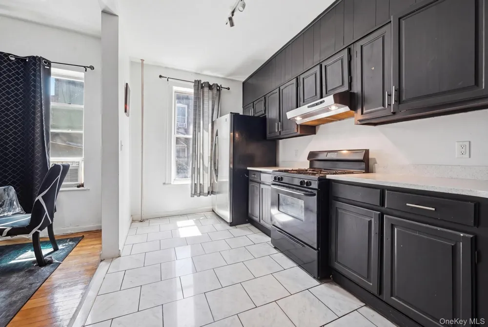 1086 Blake Avenue Brooklyn, NY 11208
