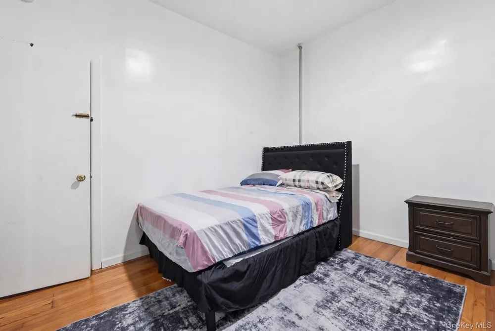 1086 Blake Avenue Brooklyn, NY 11208