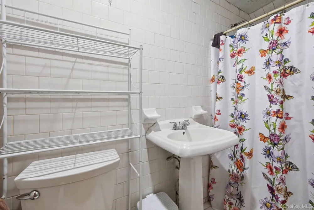 1086 Blake Avenue Brooklyn, NY 11208