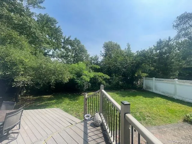 15 Captains Road North Woodmere, NY 11581